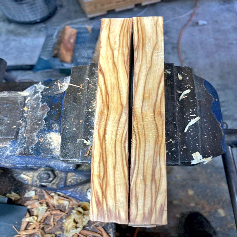 Categories Straight Grain
