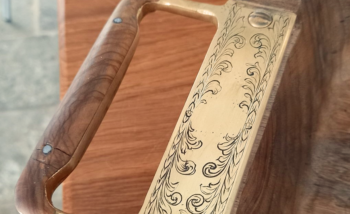 Engraving on Walnut Tray